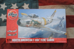 Airfix A03082  NORTH AMERICAN F-86F / E(M) SABRE